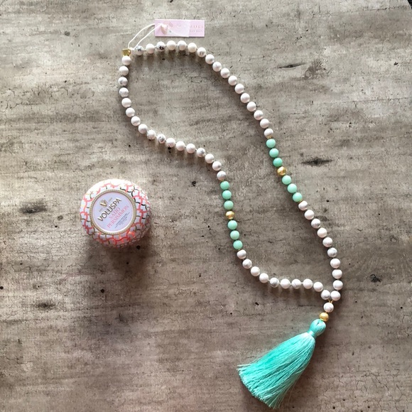 Beautiful Love’s Affect tassel necklace - Picture 1 of 5